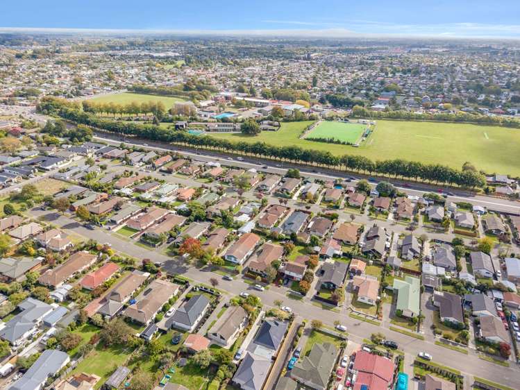 1/21 Greenock Street Redwood_24