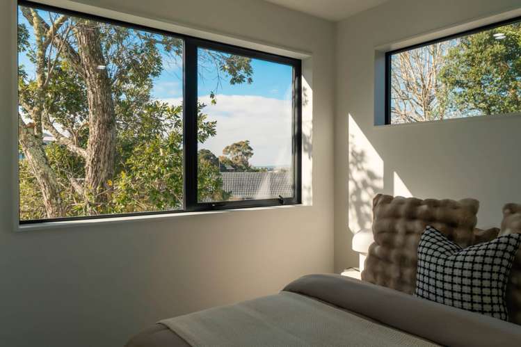 20A Barker Rise Northcross_19