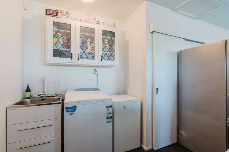 1 Jean Place Pukete_16