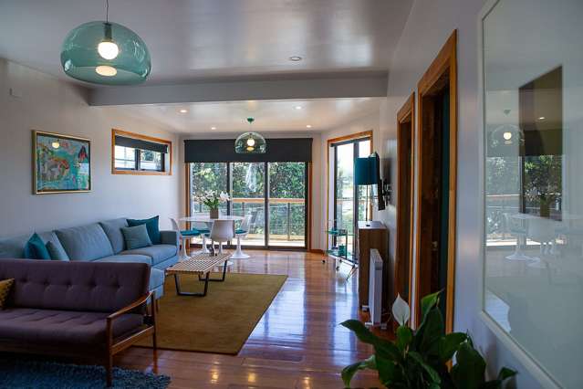 274 Queens Drive Lyall Bay_1