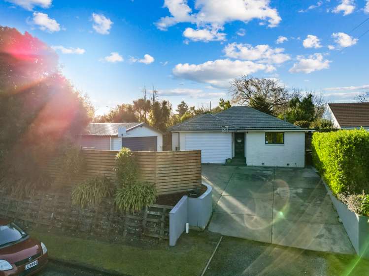 1 Cunliffe Road Redwood_34