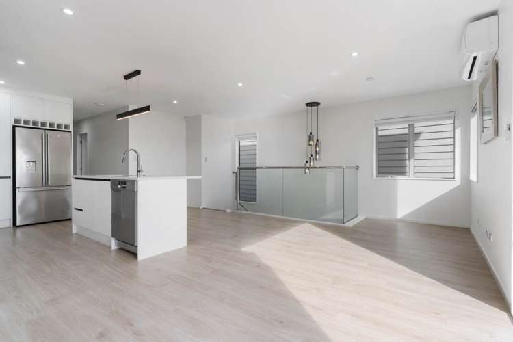 82 Joseph Street Flat Bush_5