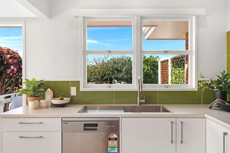 9a Lilac Place Otumoetai_7