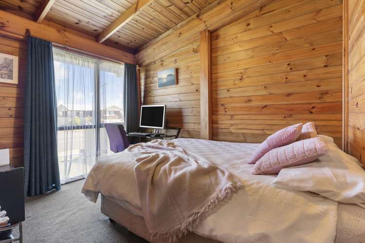 33 Hadley Wood Drive Wattle Downs_13