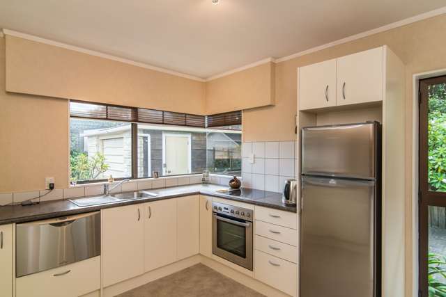 32 Weggery Drive Waikanae Beach_1