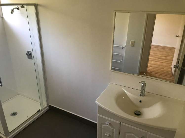 24 Bonita Avenue Stanmore Bay_13