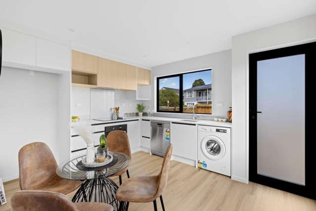 1/85 Jaemont Ave Te Atatu South_2