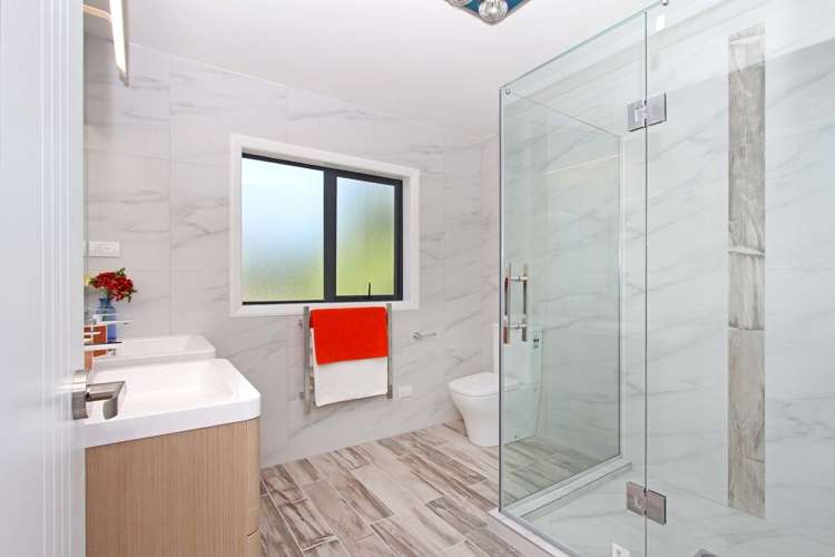 11a Verena Place Green Bay_17