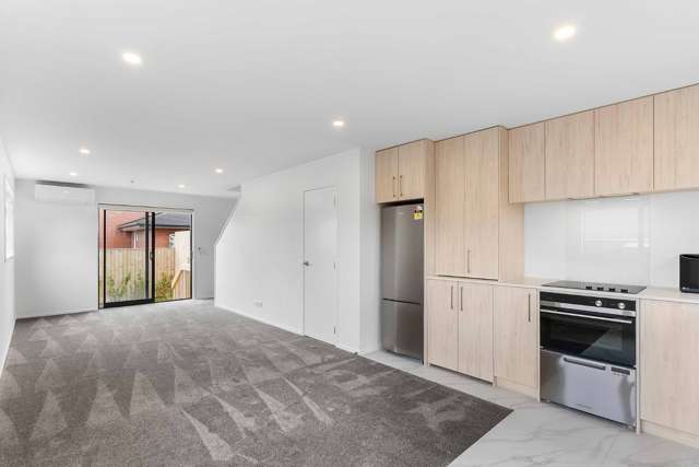 13/51 Te Kanawa Crescent Henderson_3