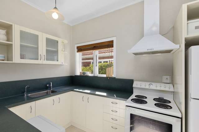 16 Bell Road Waiwhetu_4