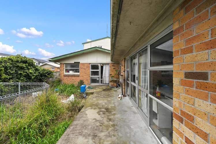22 May Street Hamilton East_19