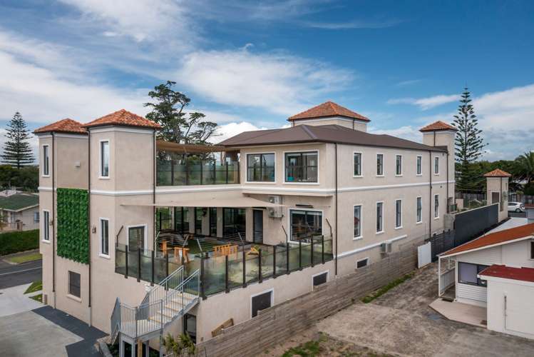 3145 Great North Road New Lynn_6