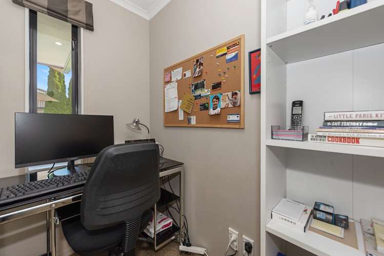 48 Wiltshire Drive Huntington_17