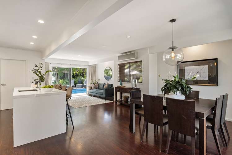 473 Beach Road Murrays Bay_9