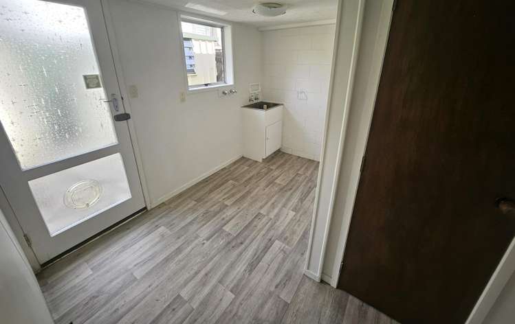 B/11 Crombie Street 1048_13