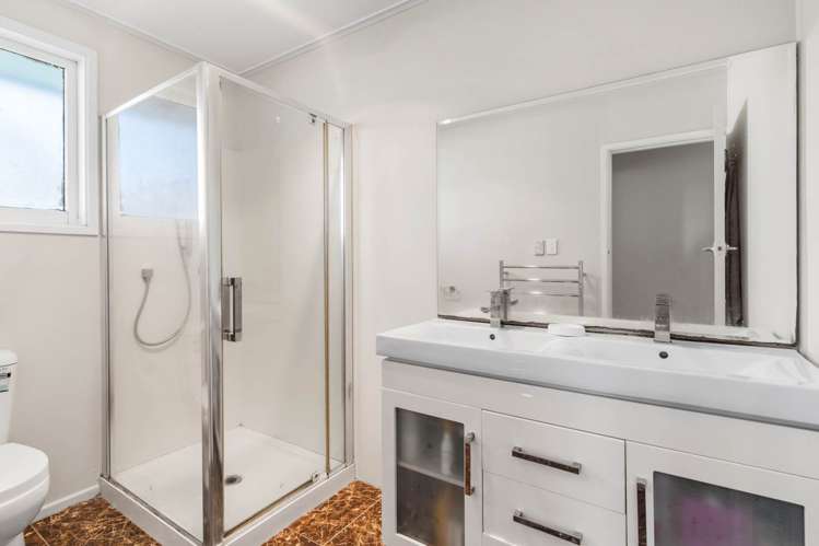 491 Massey Road Mangere_9