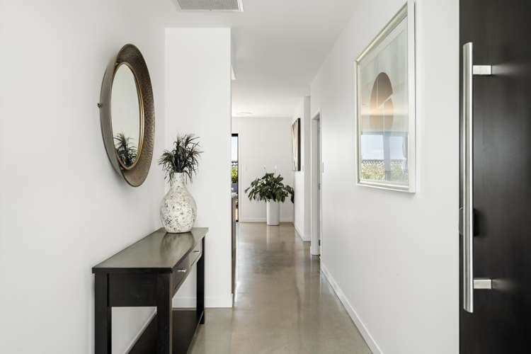 4 Raby Lane Pyes Pa_1