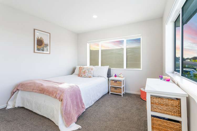 2 Tirohanga Crescent Stanmore Bay_13