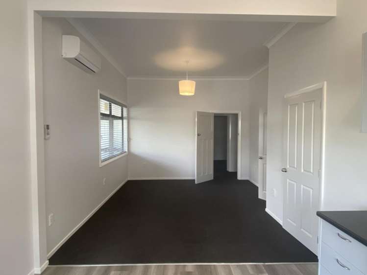 1/21 Broadway 10728_2