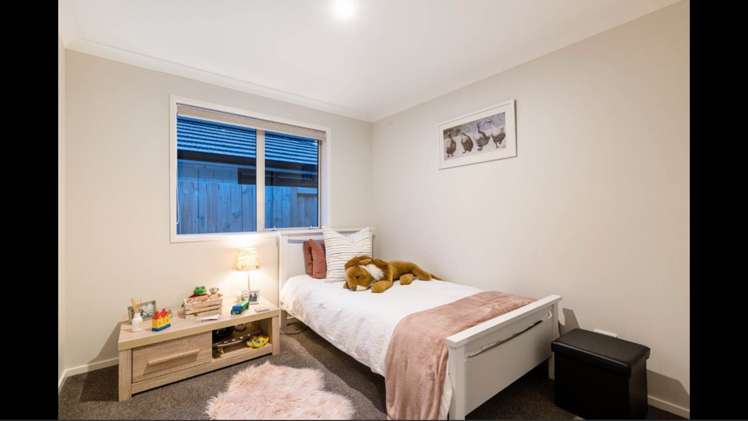 3 Rotomanu Place Pyes Pa_11