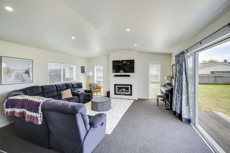 18 Berwick Street Flaxmere_2