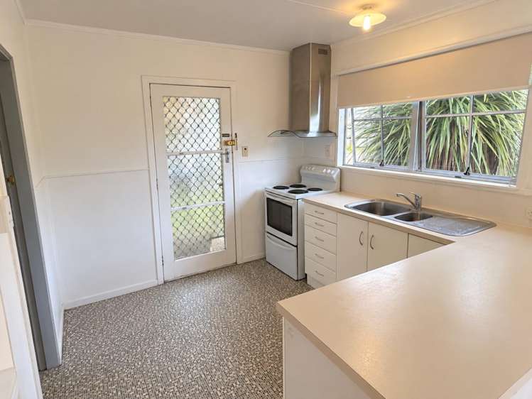 72B Oakfield Crescent Pukete_1