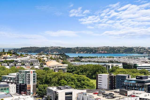 Spacious 3-Bedroom Apartment with 2 Secure Carpark