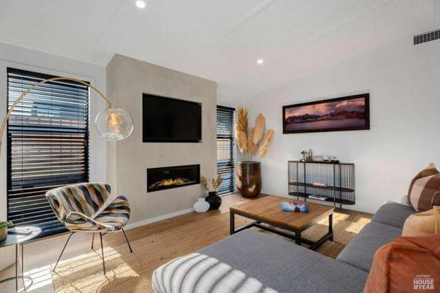 62 Churcher Street Feilding_3