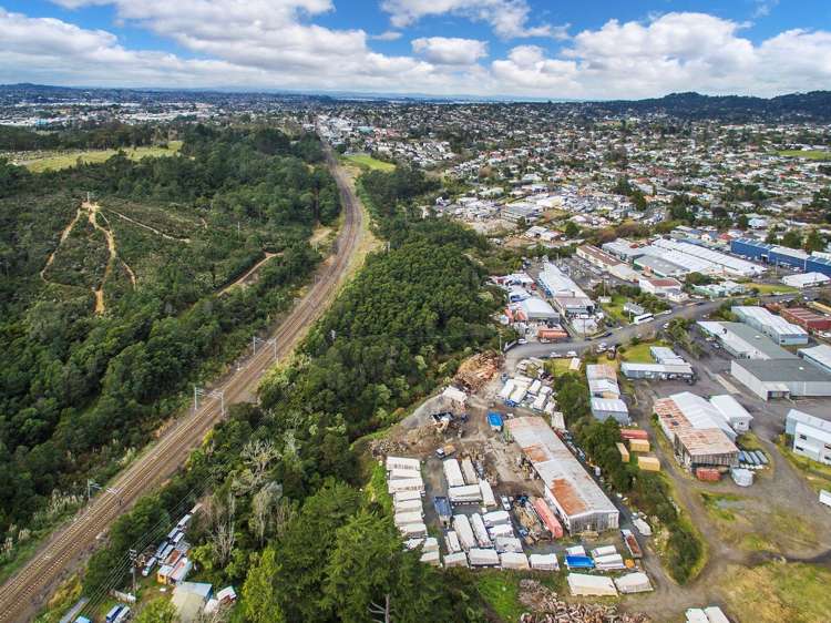 365 West Coast Road Glen Eden_0