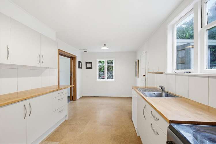 14 Cave Road_4