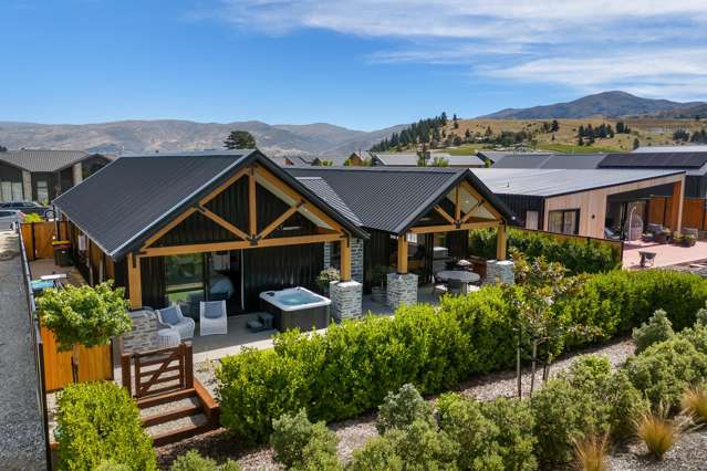 High-End Living, Highly Motivated Vendors