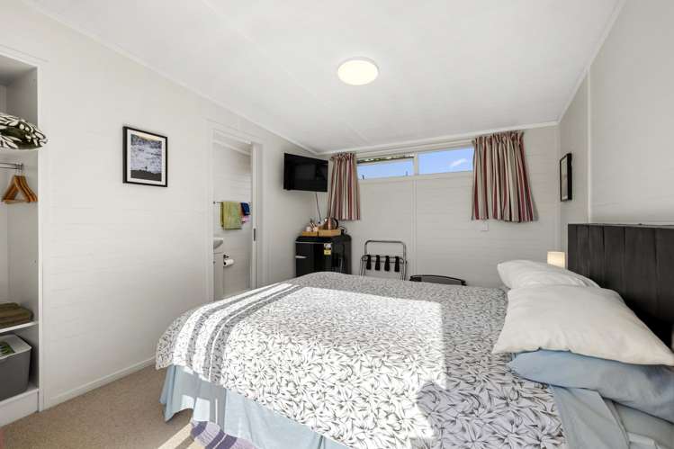 19 Nau Mai Road Raglan_25