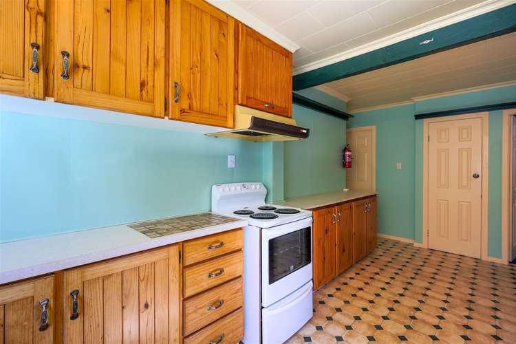 50 Lud Valley Road Hira_7