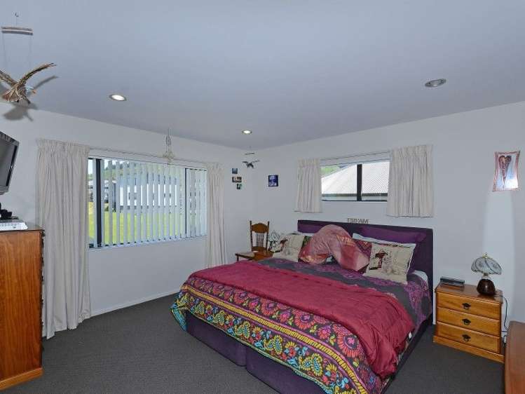 124 Kirton Drive Riverstone Terraces_10