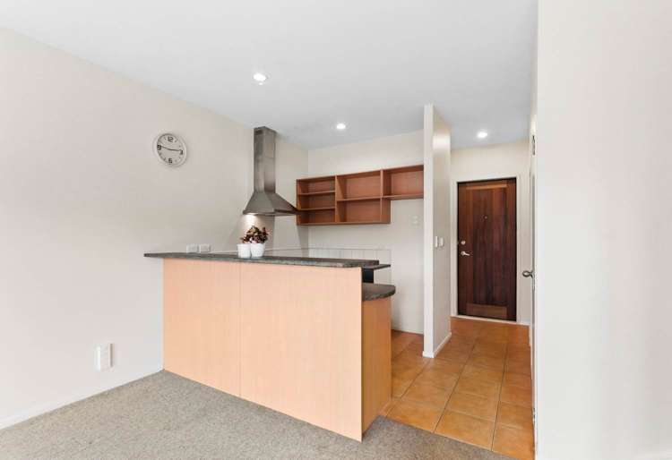 26/11 The Avenue Albany_5