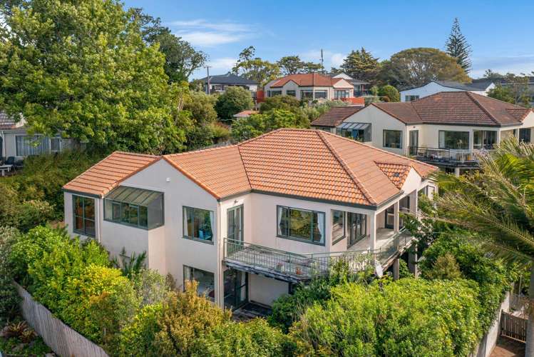 3/3 Galaxy Drive Mairangi Bay_0