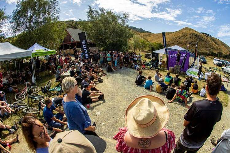 194 Cable Bay Road Hira_23