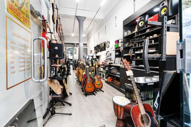 ELLIOTT STREET FRONTAGE OPPORTUNITY
