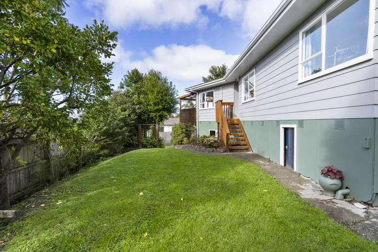 6 Lowell Place Massey_23