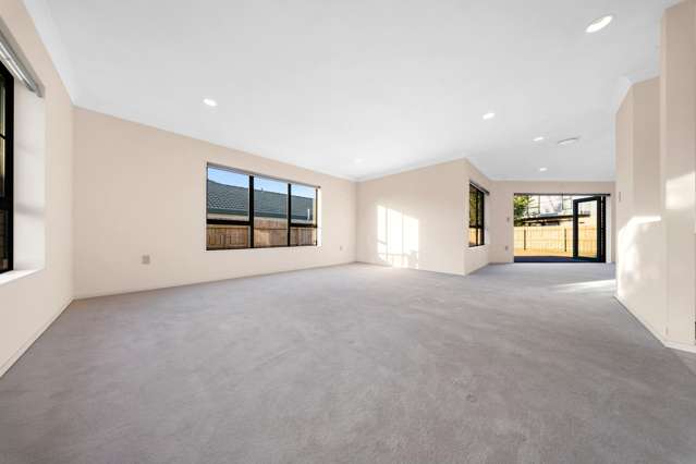 93 Rushgreen Avenue Pahurehure_3