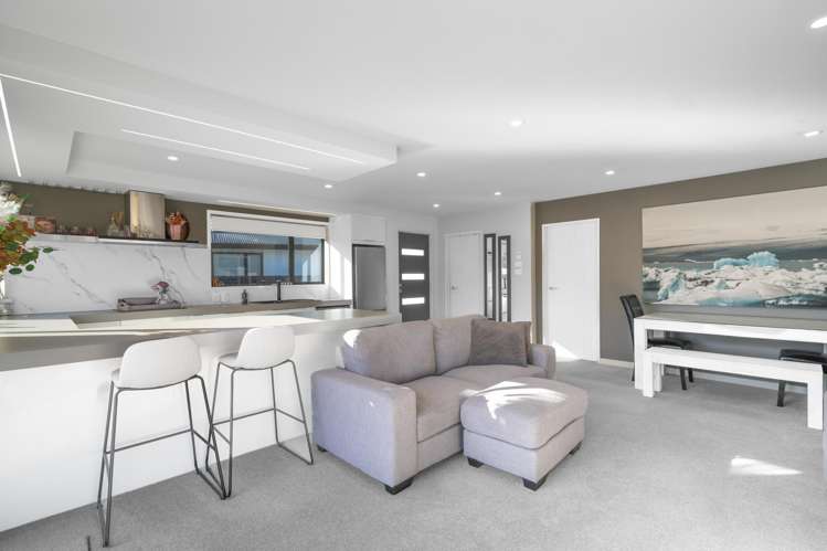 102 Findlay Road Ascot_6