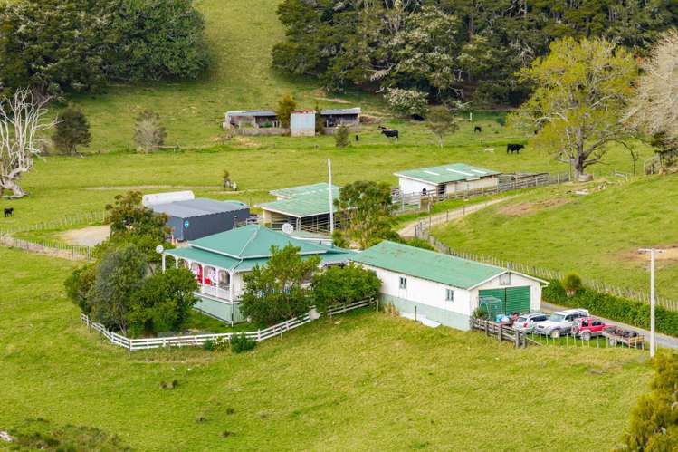 570 and 698 Whananaki South Road Whananaki_5