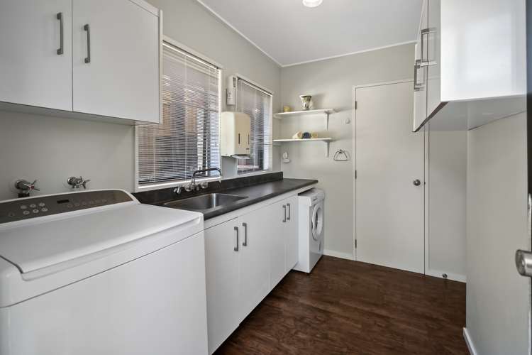 43 Springdale Grove Fitzherbert_29