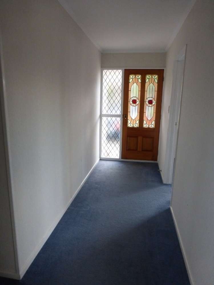 60 Denise Crescent Hornby_11