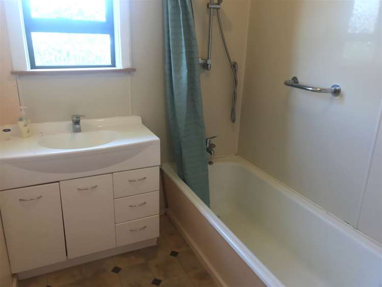 4 Carrington Street Inglewood_8