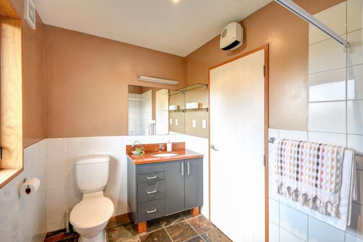 30 McIntosh Road 2492_16