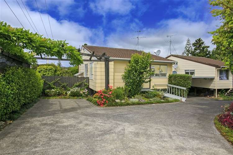 2/49 Lancaster Road Beach Haven_18