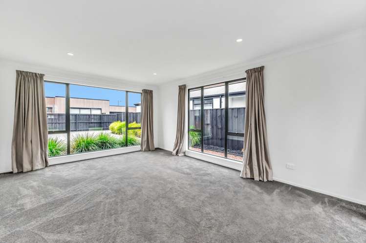 29 Irvines Track Halswell_9