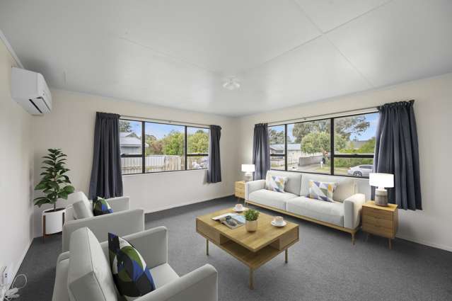 2/10 Hudson Road Flaxmere_1