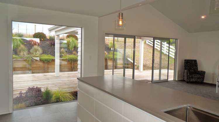 68 Stace Hopper Drive One Tree Point_7